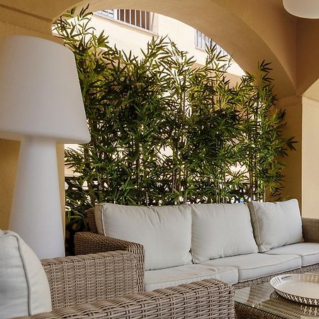 Апартаменты Luxury Blue Coast Seaside Retreat Марбелья Экстерьер фото